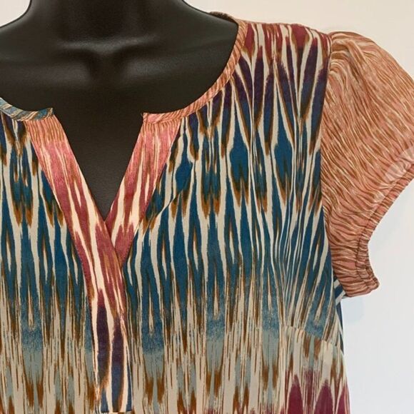 a.n.a. V Neck Short Sleeve Multi Color Blouse - Picture 2 of 9
